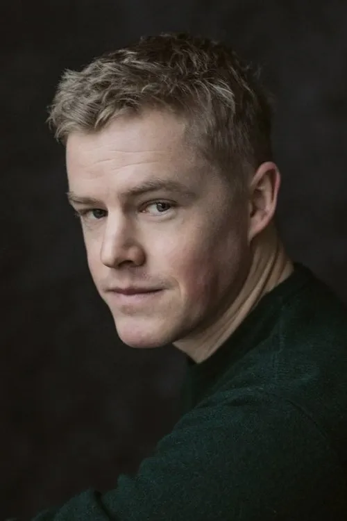 Priit Pius interpretando a Tauno