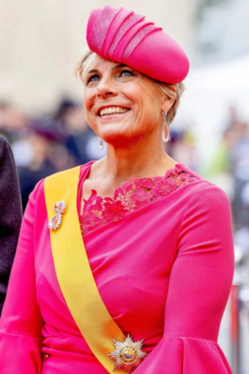 Jan Versteegh ha trabajado con Princess Laurentien of the Netherlands en 1 ocasiones