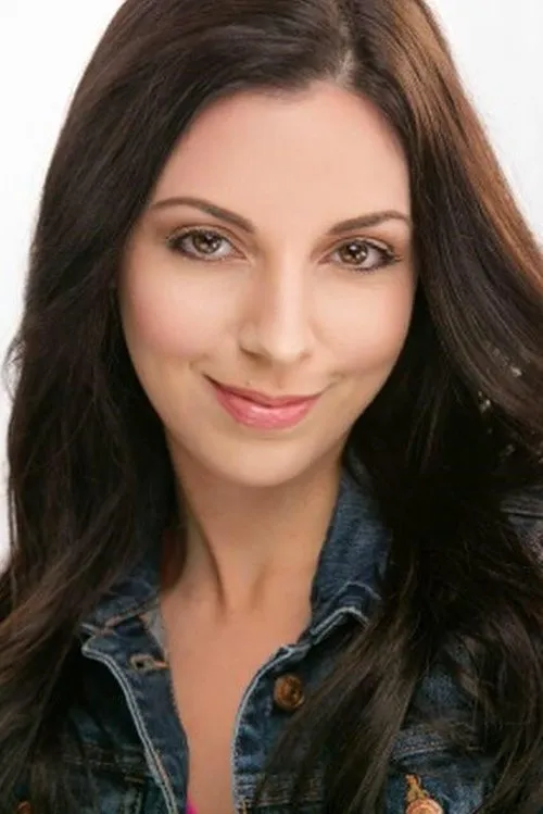 Priscella Henriquez interpretando a Marcia Saunders