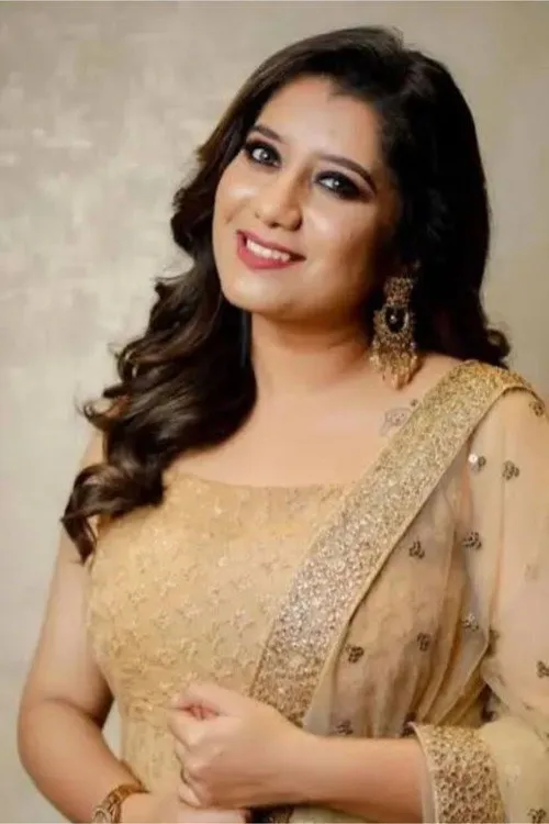 Priyanka Deshpande — personaje: Self - Host
