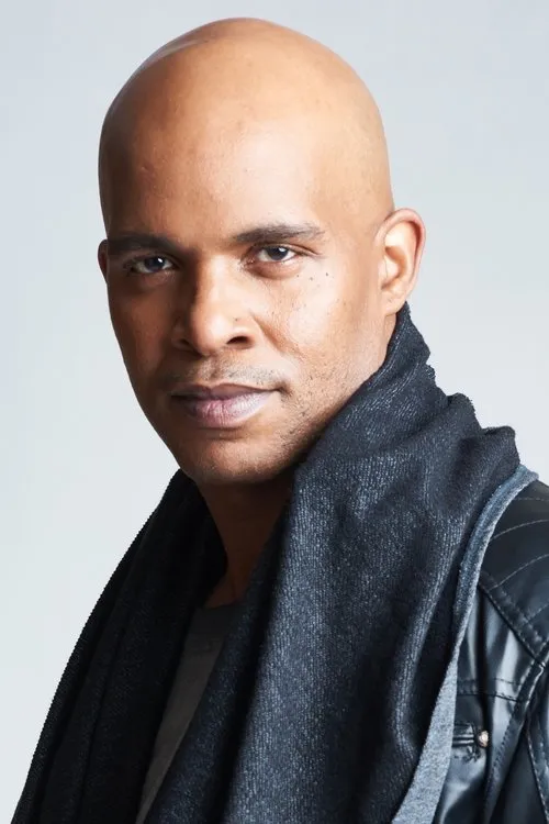 Elliott Bales ha trabajado con Pry'ce Jaymes en 1 ocasiones