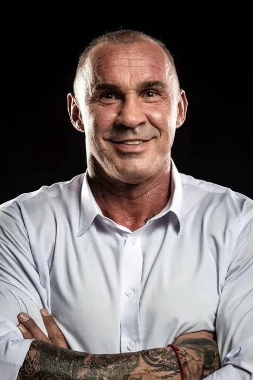 Przemysław Saleta interpretando a