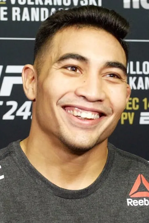 John Castaneda ha trabajado con Punahele Soriano en 2 ocasiones