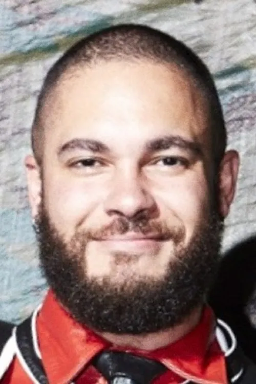 Calvin Mandy ha trabajado con Pup Vino en 1 ocasiones