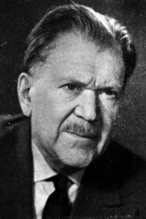 Pyotr Konstantinov interpretando a Olympiy Dmitriyevich