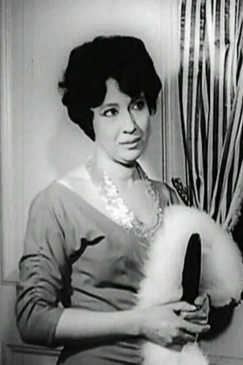 Ahmed Loxer ha trabajado con Qadria Qadry en 2 ocasiones