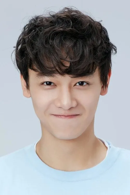 Qiu Shi Lun — personaje: Long Fei