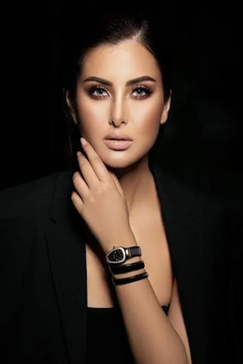 Racha Ben Maaouia — personaje: ????