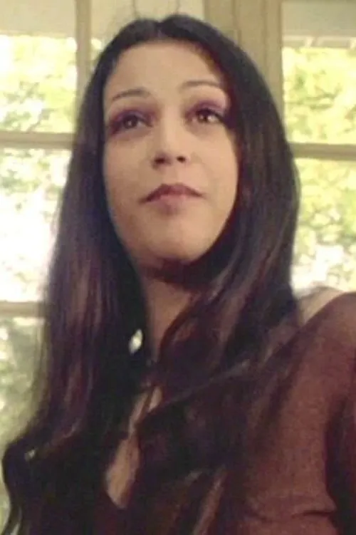 Myriam Watteau ha trabajado con Rachel Mhas en 1 ocasiones