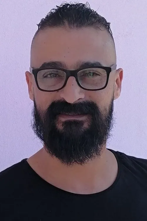 Rachid El Adouani interpretando a The pilgrim