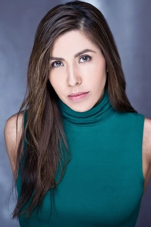 Racine Bebamikawe interpretando a nurse