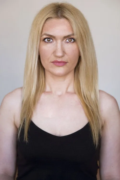 Saša Ðuraševic ha trabajado con Radomirka Šarić en 1 ocasiones