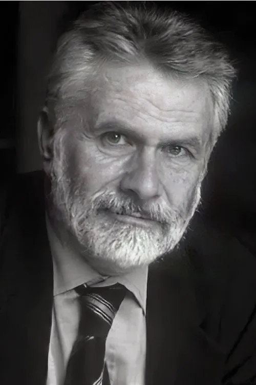 Foto de perfil del actor Raffaele Nigro en el reparto