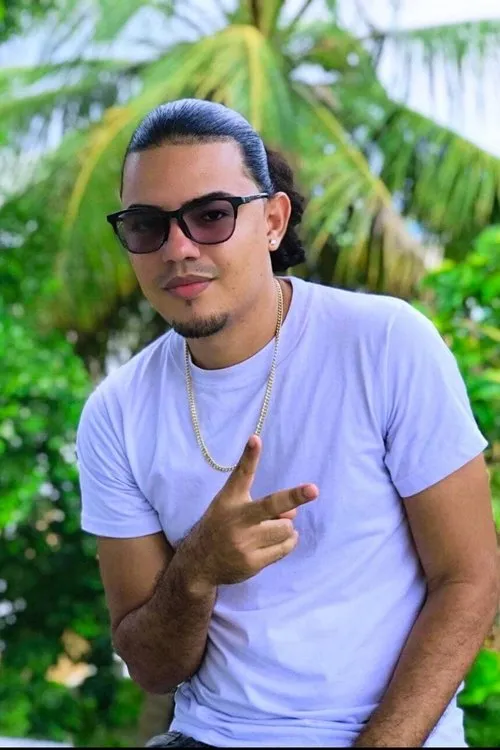 Julietta Rodríguez ha trabajado con Raffy Hdz en 1 ocasiones