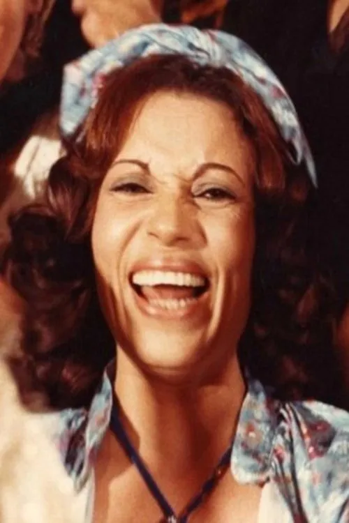 ???? ??? ????? ha trabajado con Ragaa Hussein en 1 ocasiones