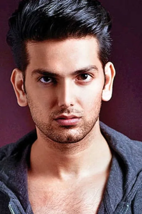 Rahul Sharma — personaje: Rajeev