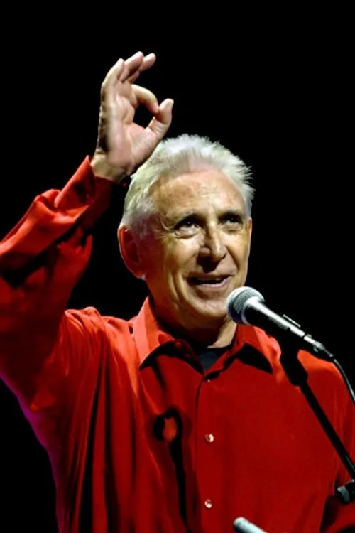 Raimon interpretando a Self - Singer