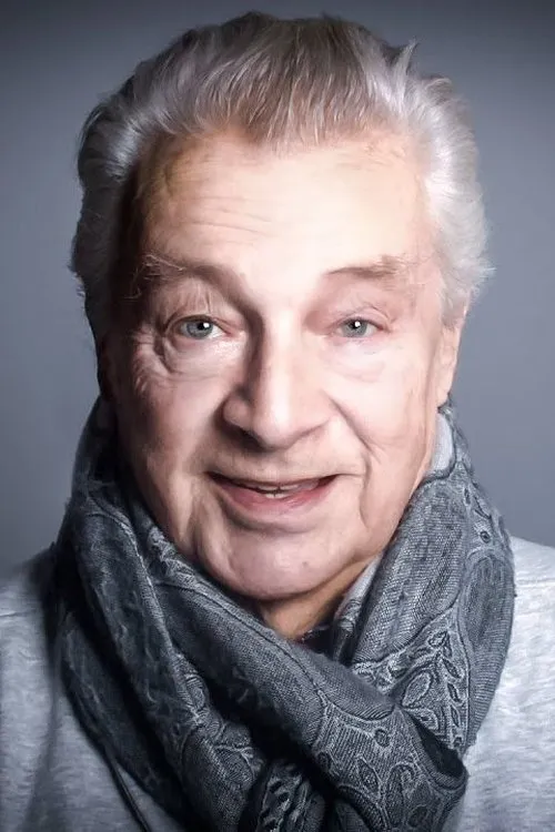 Rainer Brandt interpretando a Kurt