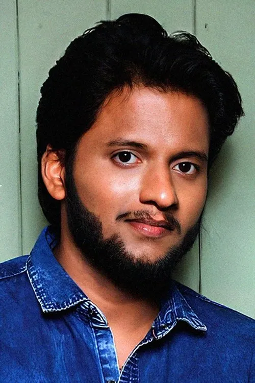 Kash Villanz ha trabajado con Raja Suriya en 1 ocasiones