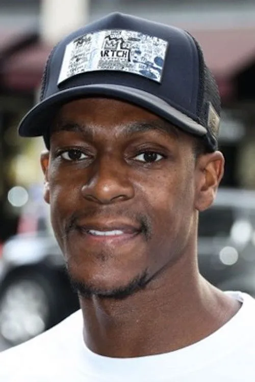 Rajon Rondo interpretando a