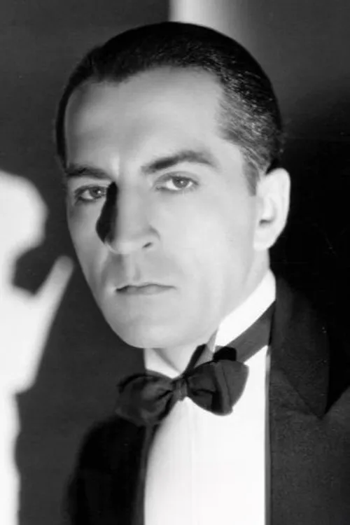 Ralf Harolde interpretando a James Reynolds