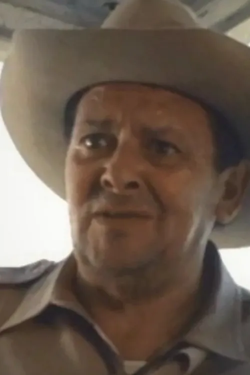 Ralph James — personaje: Orson (Voice)