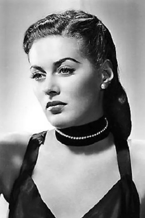 Ramsay Ames interpretando a Frances Blake