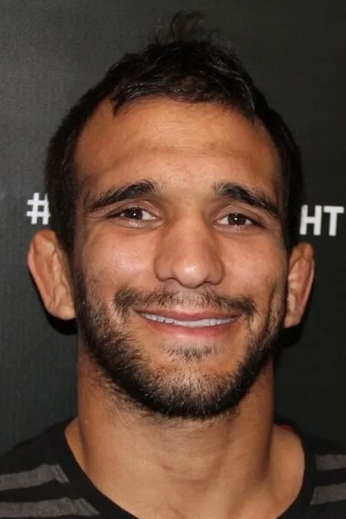 Rani Yahya interpretando a Self