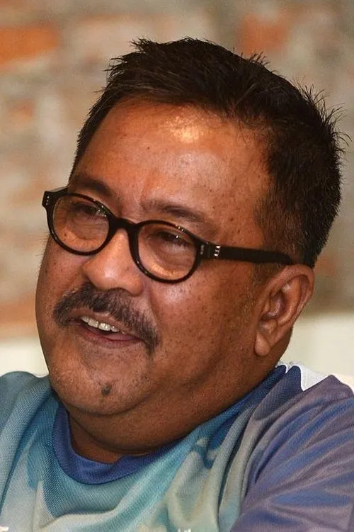 Rano Karno interpretando a Doel