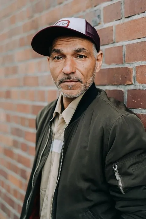 Raschid Daniel Sidgi — personaje: Callcenter Chef