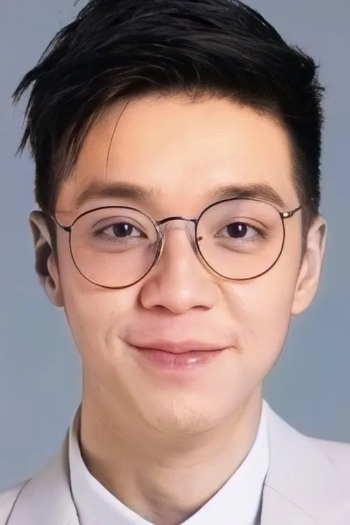 Ratchu Surajaras interpretando a