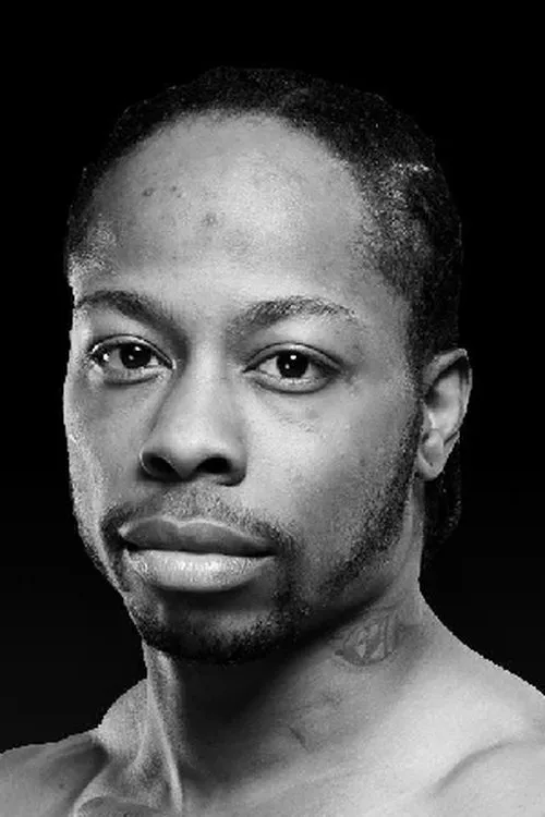 John Riel Casimero ha trabajado con Rau'shee Warren en 1 ocasiones