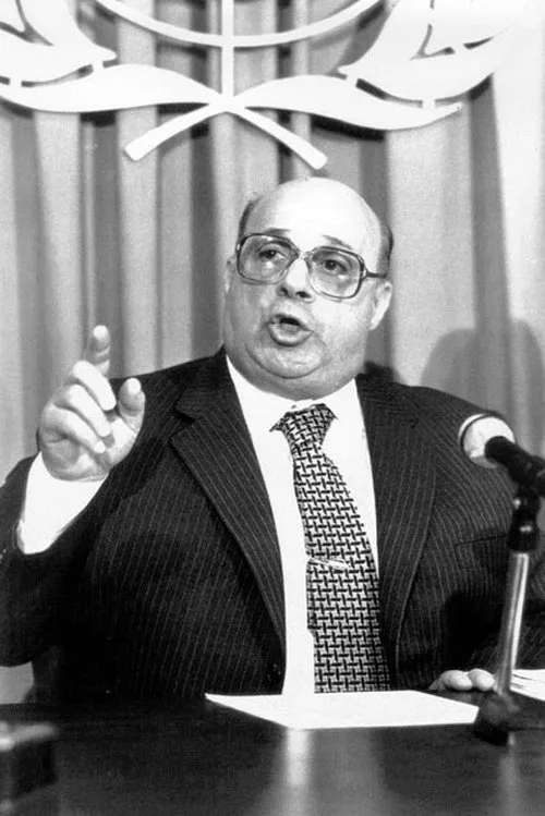 Mehmet Ali Birand ha trabajado con Rauf Denktaş en 5 ocasiones