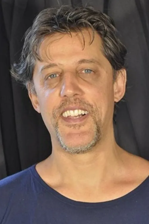 Dafne Michelleppis ha trabajado con Raul Barretto en 1 ocasiones