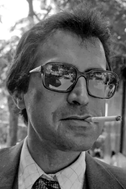 Ravi Baswani interpretando a Jai Lakhanpal