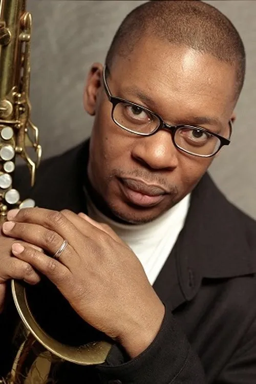 Reggie Workman ha trabajado con Ravi Coltrane en 2 ocasiones