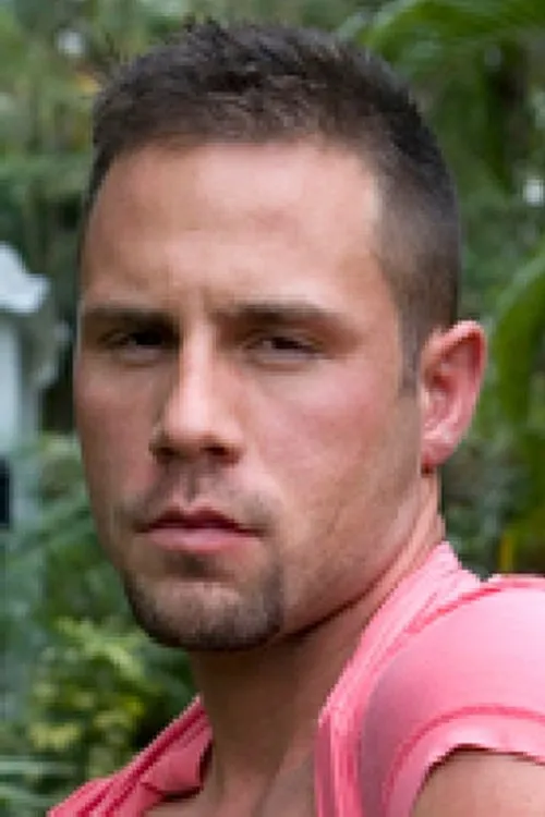 Ray Star interpretando a 