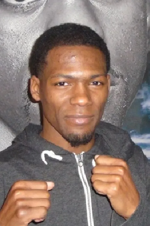 Raynell Williams interpretando a Self