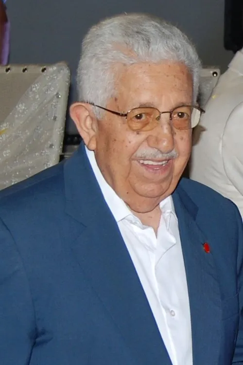 Recai Kutan interpretando a Fazilet Partisi Baskani