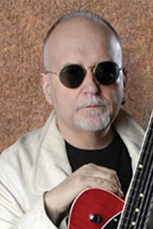 Reeves Gabrels interpretando a Self