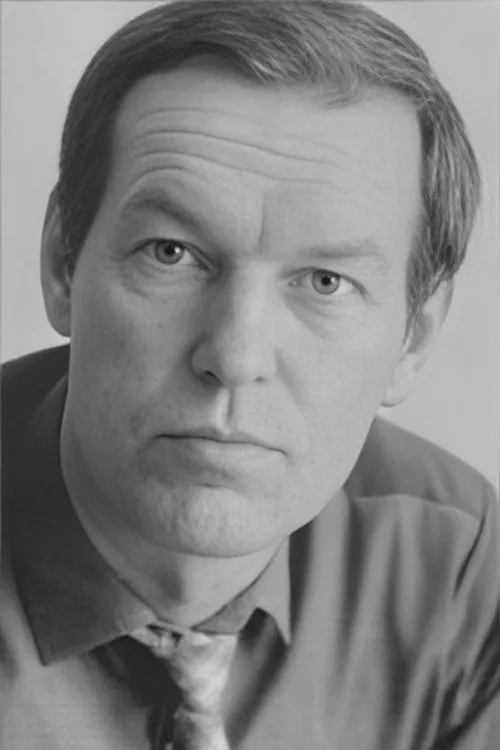 Regimantas Adomaitis interpretando a 