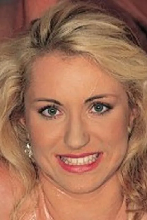 Regina interpretando a 