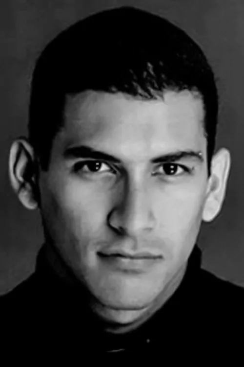 Pooja Bhatt ha trabajado con Rehaan Engineer en 1 ocasiones