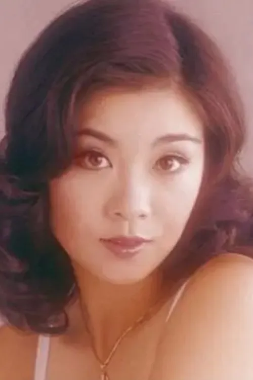 Reiko Ônobuta interpretando a