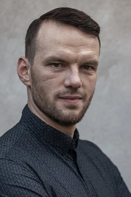 Reimo Sagor — personaje: Mike