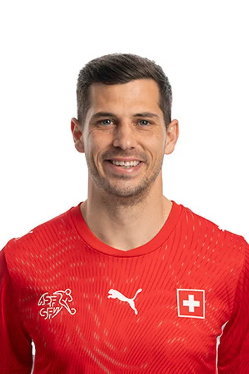 Giorgio Comaschi ha trabajado con Remo Freuler en 1 ocasiones