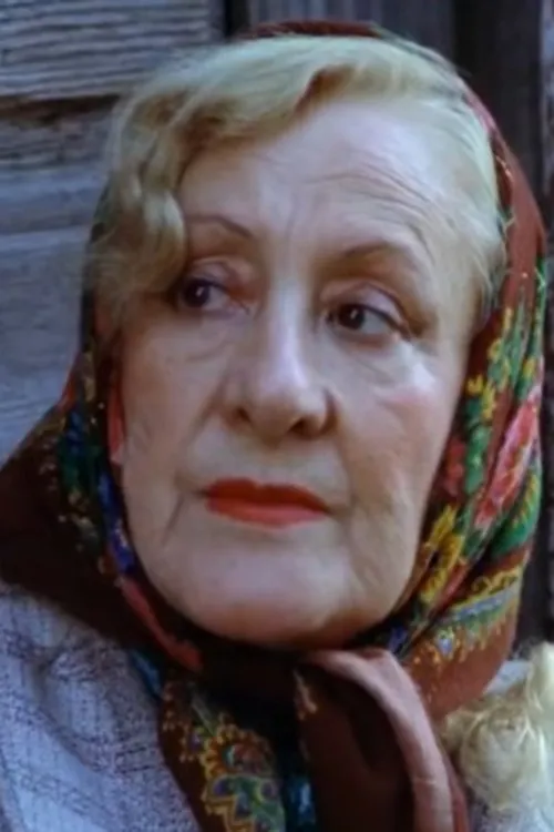 Remziye Fırtına interpretando a 