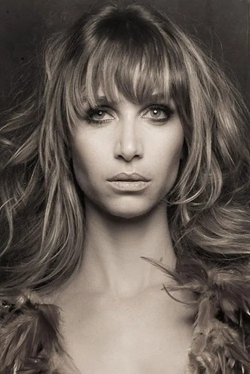 Renata Guida interpretando a Barbara