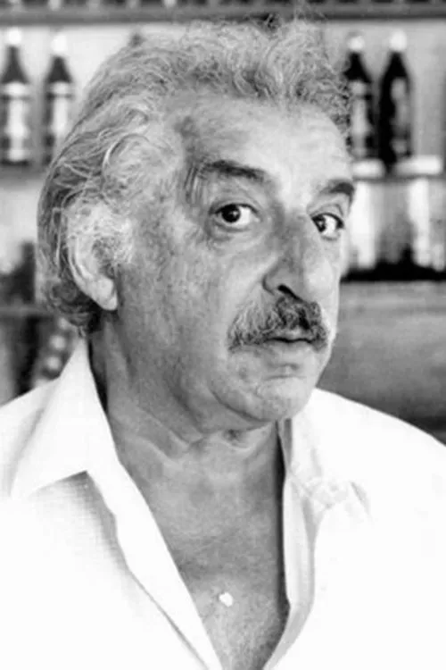 Renato Consorte interpretando a Conservador