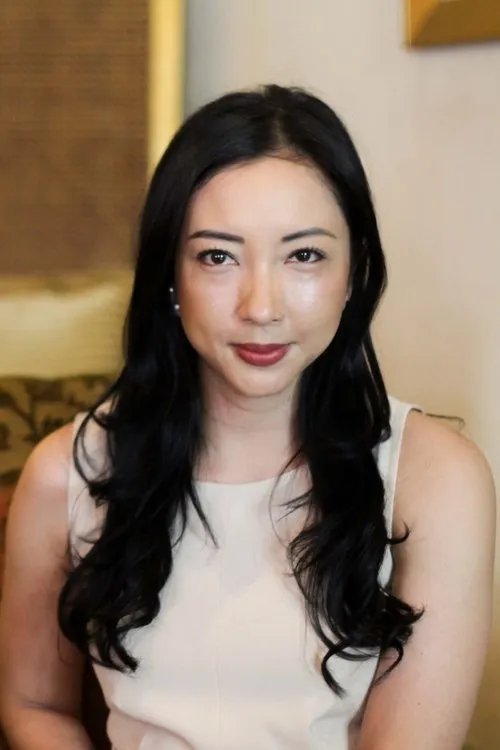 Linawati Halim ha trabajado con Renny Sutiyoso en 1 ocasiones